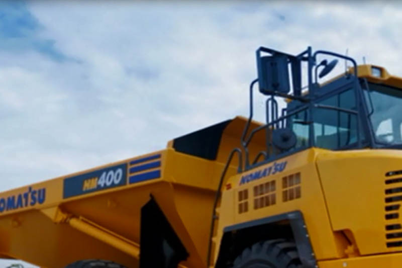 United Tractors Luncurkan Jagoan Baru di Sektor Tambang Komatsu HM400-3R