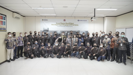 UT School Dukung Alumni Mengikuti Technical Internship Training Program (TITP) UD Trucks di Jepang