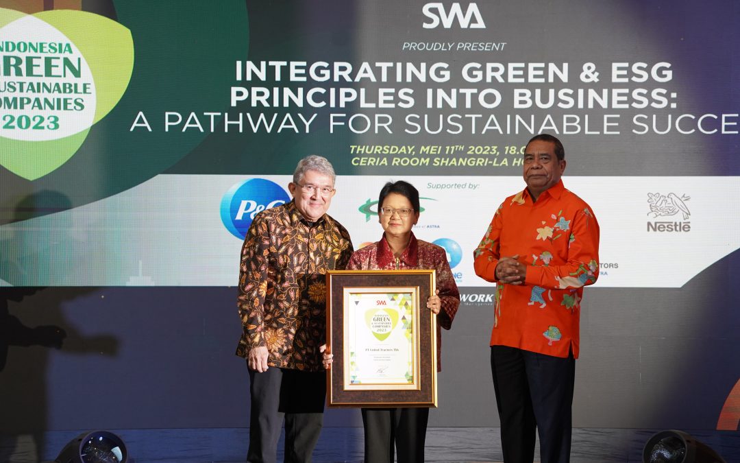 Kalimantan Prima Persada dan United Tractors Raih Penghargaan Indonesia Green & Sustainable Companies 2023, atas Konsisten Terapkan Praktik Bisnis yang Berkelanjutan