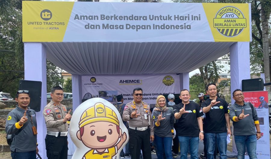 Promoting People to Drive Safely, United Tractors Participates in the 2023 Indonesia Safe Traffic Festival (IAABL)