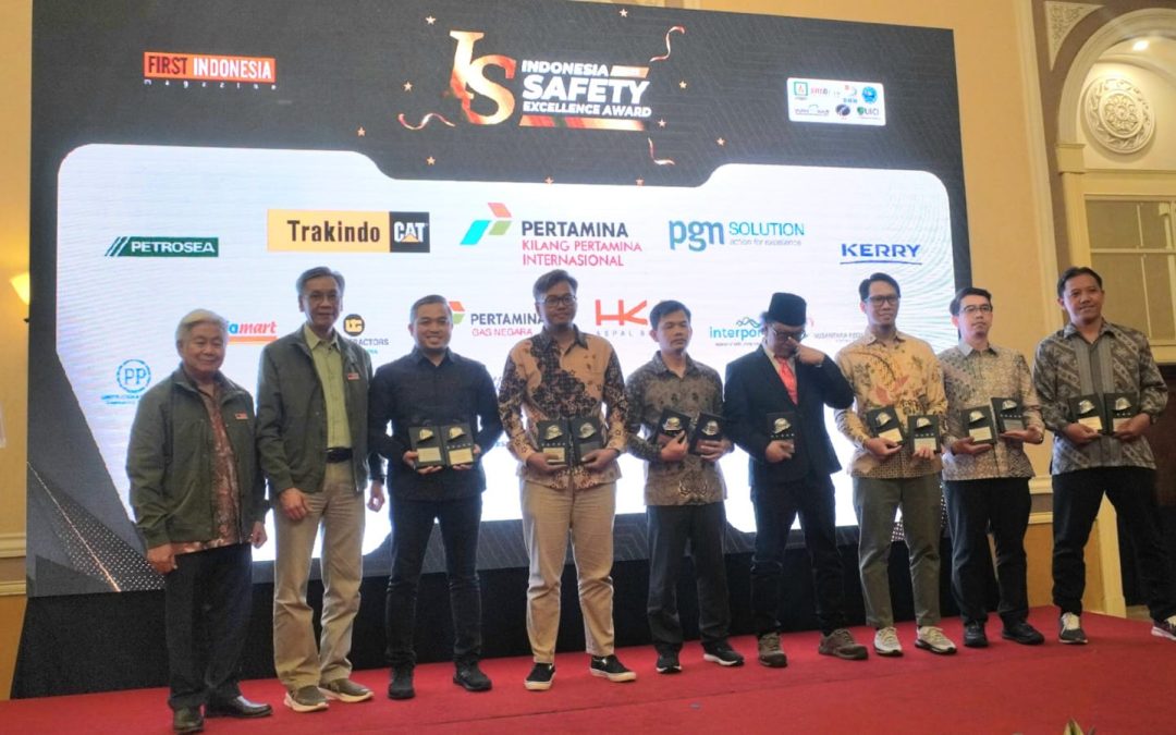 Utamakan Keselamatan dan Kesehatan Kerja, United Tractors Raih Penghargaan Indonesia Safety Excellence Award 2023