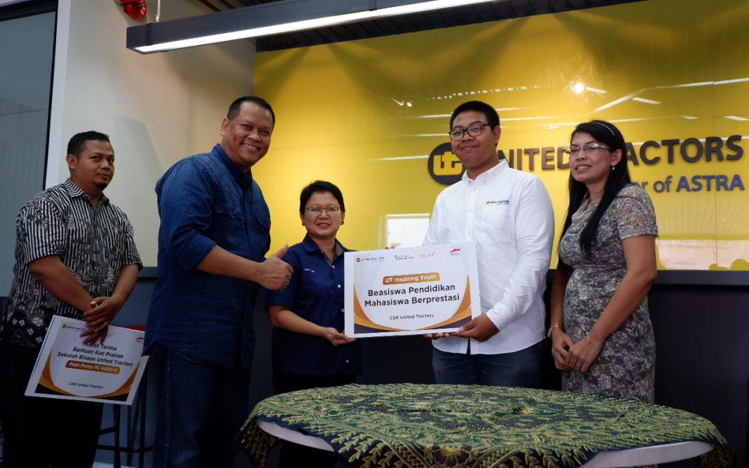 Inspiring Achievement: United Tractors Scholarship Awardee Peter Judianto Acknowledged as Top Graduate from Universitas Brawijaya