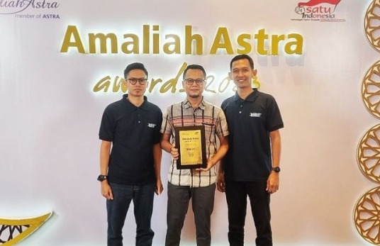 United Tractors Kembali Raih Penghargaan  Amaliah Astra Awards 2023
