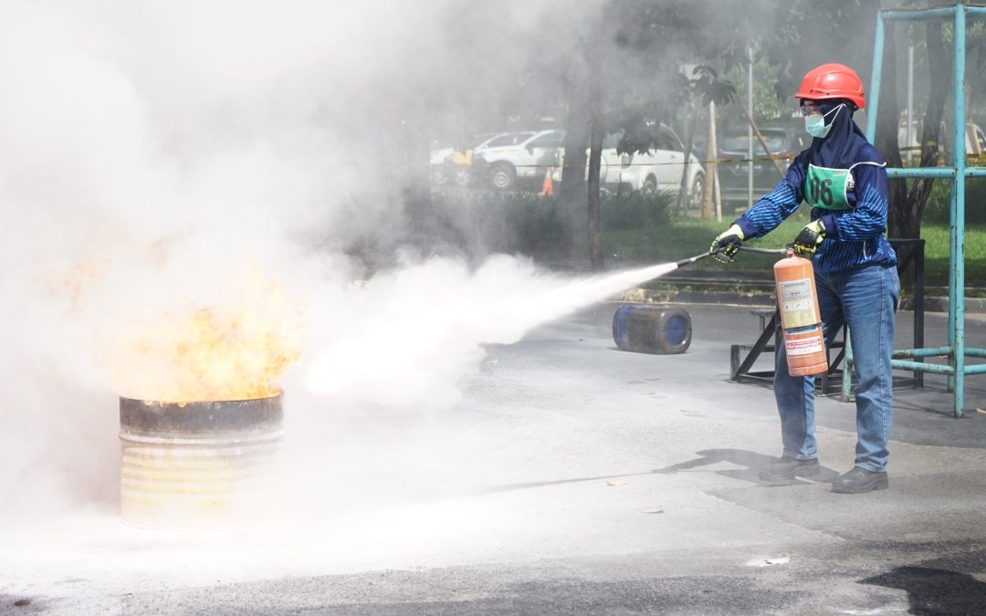 Tingkatkan Kesiapsiagaan Tanggap Darurat Internal Perusahaan, United Tractors Gelar Kompetisi Amazing Race Fire & Rescue Challenge 2024