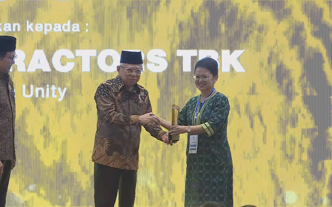 United Tractors, PAMA, KPP, dan ABB Raih Penghargaan Pengembangan Desa Berkelanjutan Awards Tahun 2024