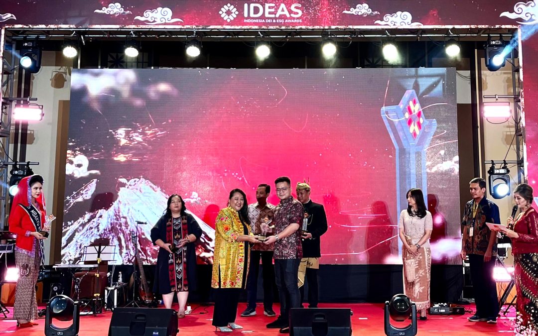 United Tractors dan PAMA Raih Penghargaan Indonesia DEI & ESG Awards (IDEAS) 2024