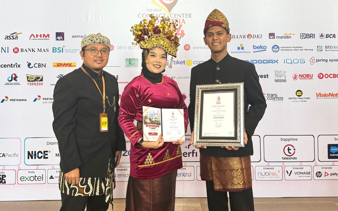 Buktikan Kualitas Layanan Telesales Terbaik, United Tractors Raih Penghargaan The Best Contact Center Indonesia 2024