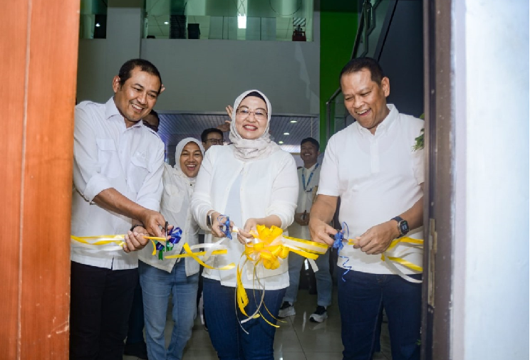 Dukung Pemberdayaan UMKM Binaan United Tractors, Kopkar Kanitra Resmikan Program KanitraPreneur di Beberapa Cabang Kanitra Mart
