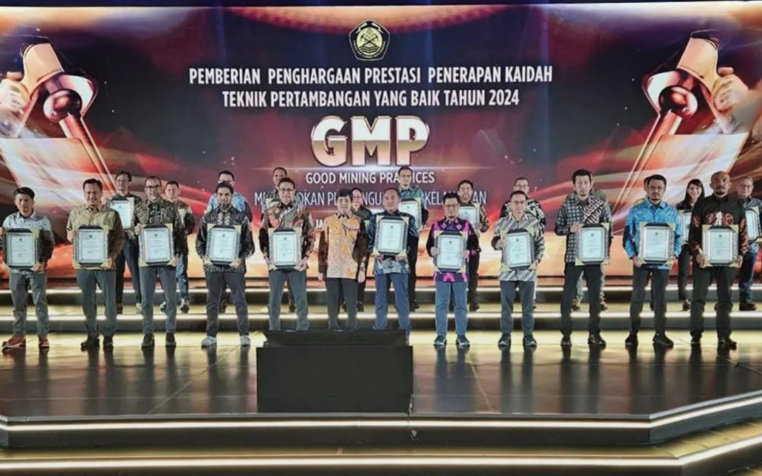 Kelola Pertambangan dengan Baik, Grup United Tractors Raih Penghargaan Good Mining Practices dari Kementerian ESDM