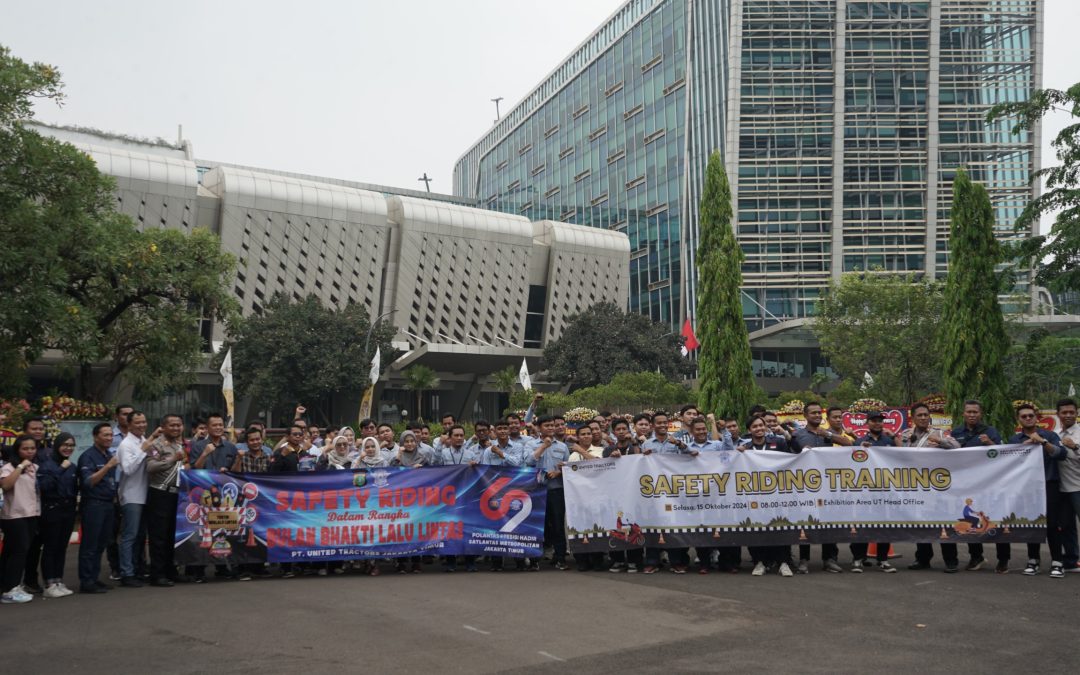 Tingkatkan Pengetahuan terhadap Keselamatan Berkendara, United Tractors Selenggarakan Safety Riding Training