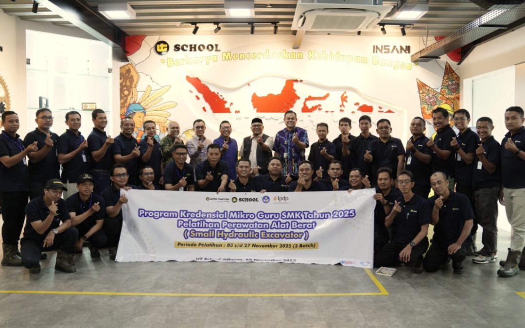 United Tractors Dorong Guru Kuasai Teknologi Alat Berat lewat Program Pelatihan Kredensial