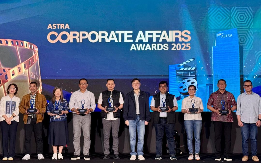 Inovasi untuk Keberlanjutan, Grup United Tractors Raih 21 Penghargaan di Astra Corporate Affairs Awards 2025