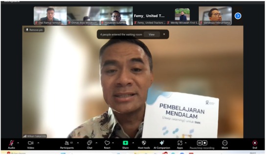 United Tractors Gelar Webinar SOBAT “Kupas Tuntas Buku Deep Learning untuk SMK”