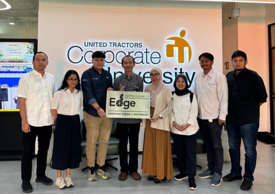 Gedung Corporate University United Tractors Resmi Bersertifikat Bangunan Hijau EDGE