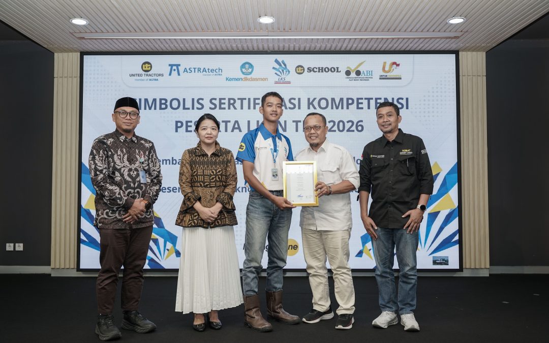 Lomba Kompetensi Siswa Nasional Bidang Alat Berat 2026, digelar oleh United Tractors bersama Kemendikdasmen
