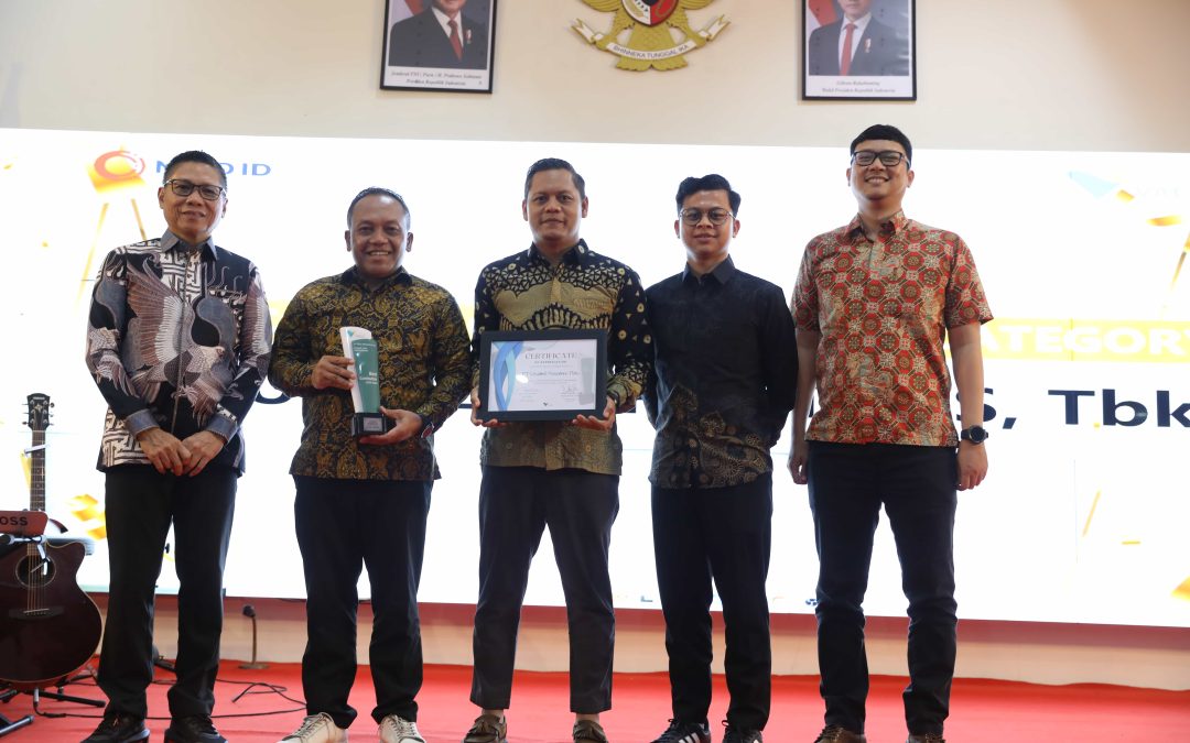 United Tractors Soroako Raih Best National Contractor PT Vale Indonesia
