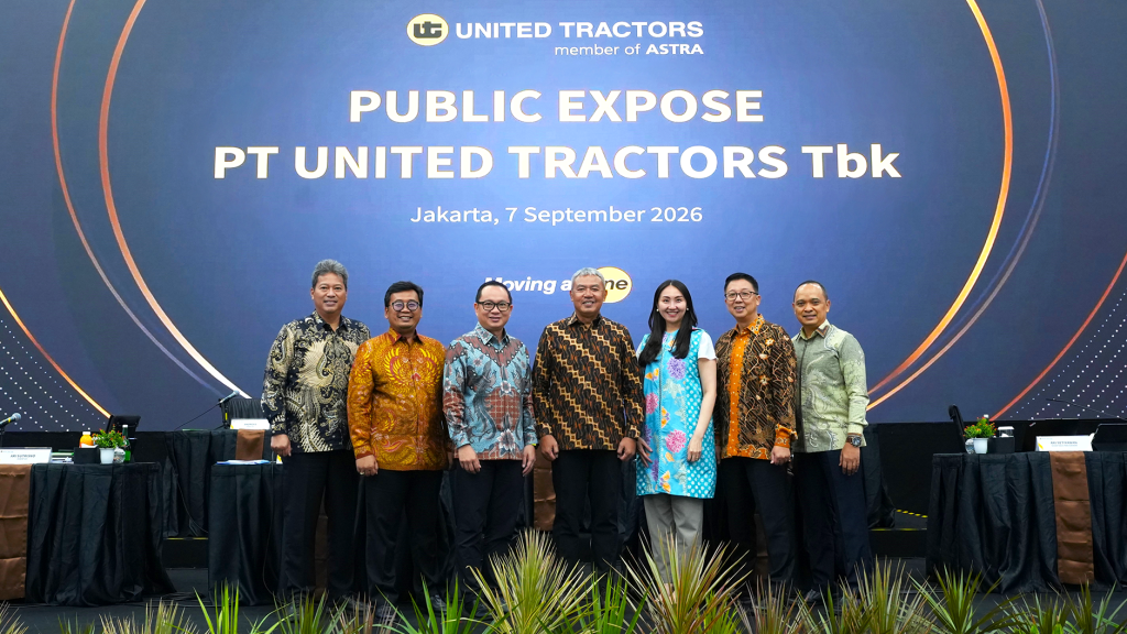 Pelaksanaan paparan publik yang dilakukan oleh PT United Tractors Tbk yang dilakukan secara daring.