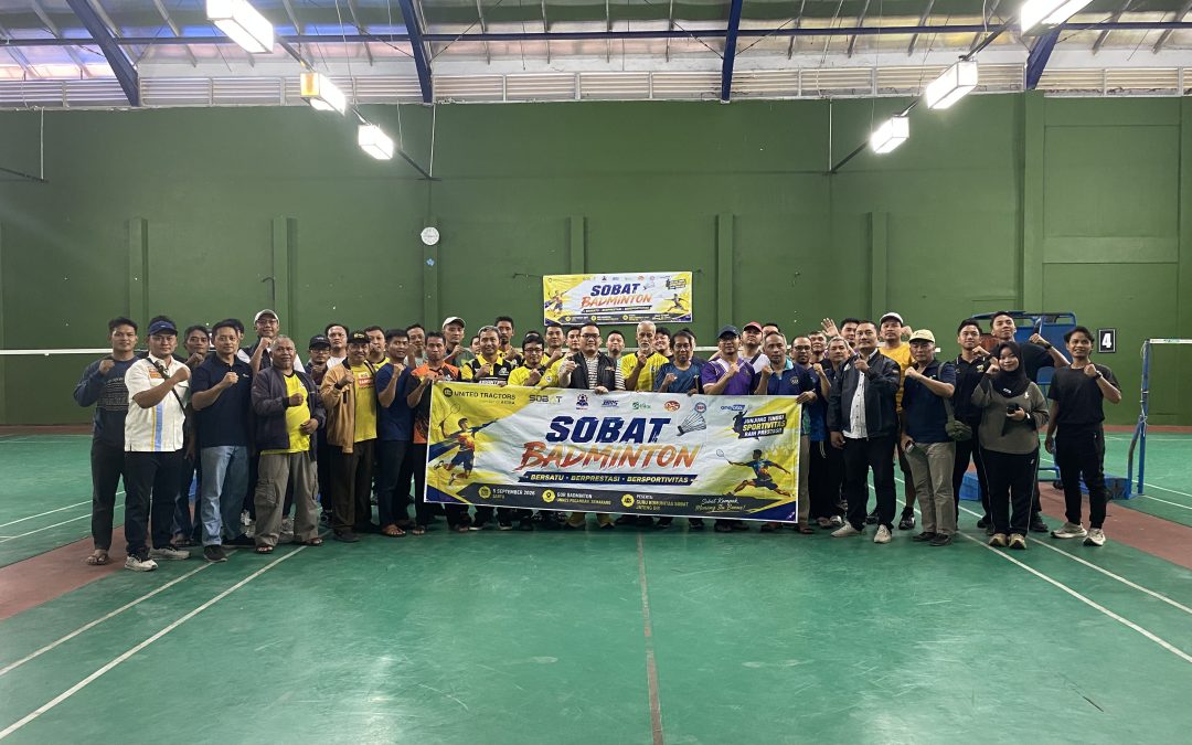 United Tractors Semarang Hadirkan Ruang Kebersamaan Guru Lewat SOBAT Badminton